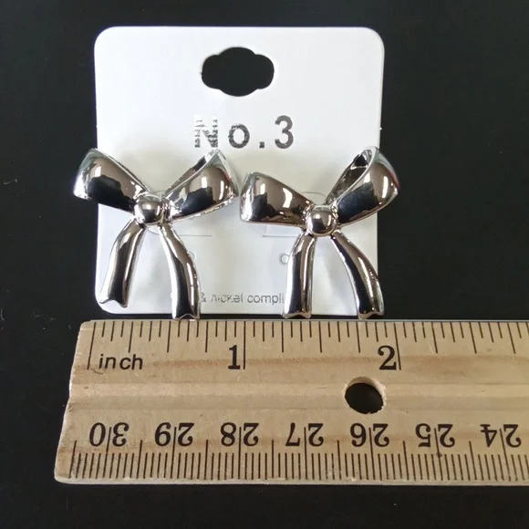 Silver Bow Post Earrings NEW - Picture 6 of 6